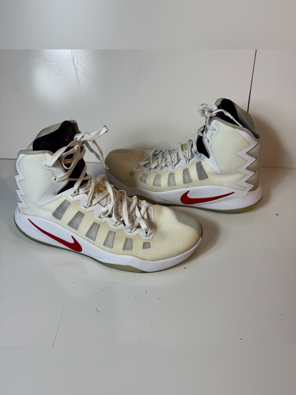 Nike Zoom Hyperdunk Sz 13 2016 USA  Home White & Red Mens